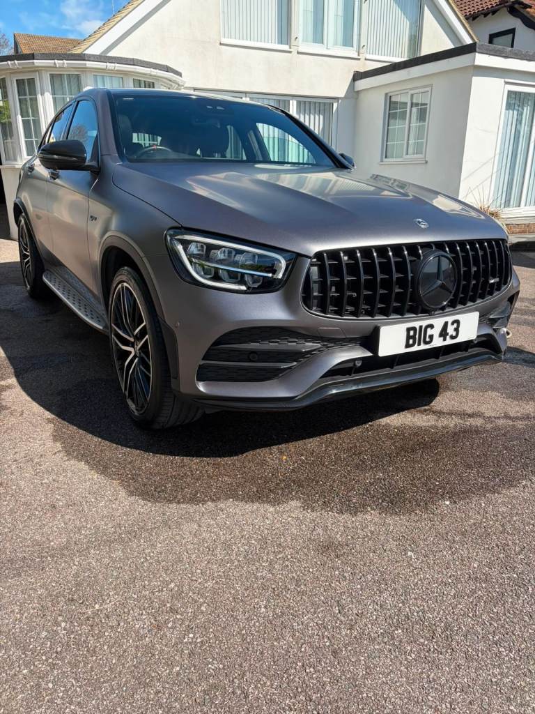 Mercedes Benz AMG GLC43