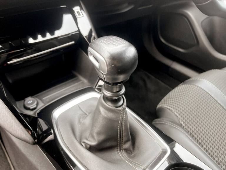 2022 Peugeot 2008 PureTech GT SUV Petrol Manual