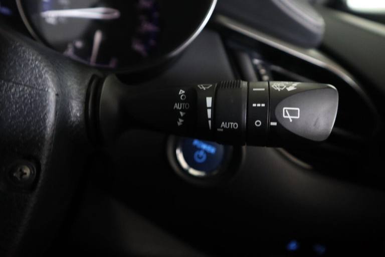 2022 Toyota C-HR 1.8 VVT-h Design CVT Euro 6 (s/s) 5dr HATCHBACK PETROL/ELECTRIC Automatic