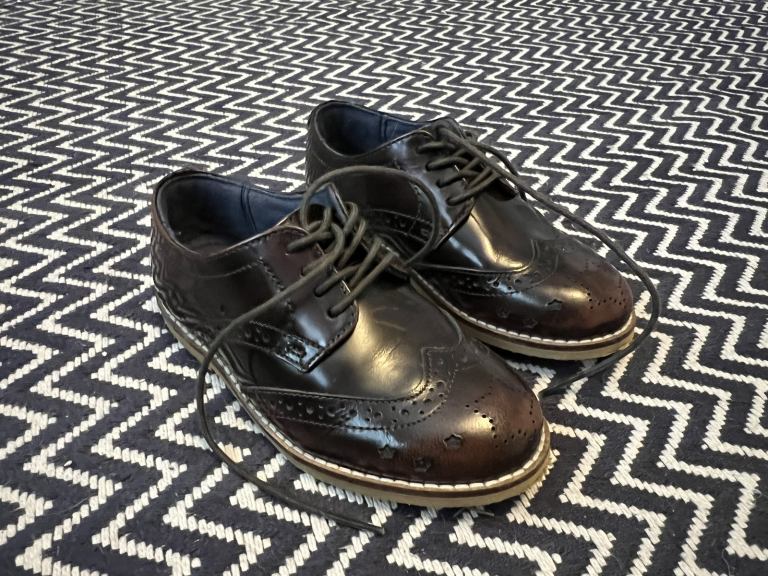 Kids leather smart brown shoes - size 9 from next 
