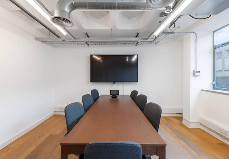 Rent Private Offices From 3 to 85 Desks in Shoreditch with All Inclusive Pricing EC2A