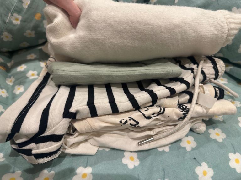 Women’s Clothing Bundle - Sizes XS, 6 items