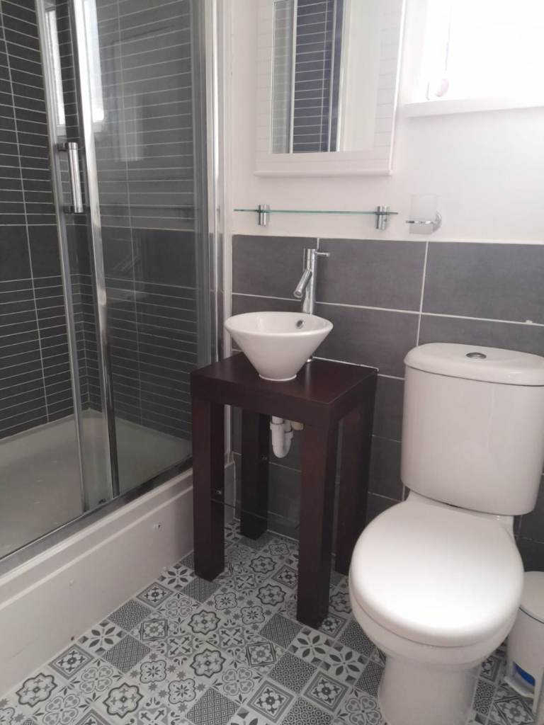 One Bedroom GFF - Central