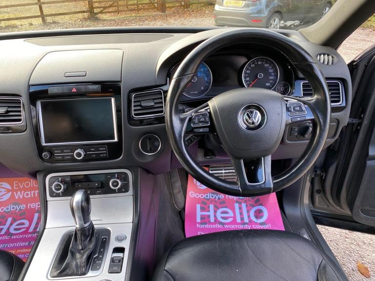 2014 Volkswagen Touareg 3.0 TDI V6 BlueMotion Tech R-Line Tiptronic 4WD Euro 5 (s/s) 5dr ESTATE D...