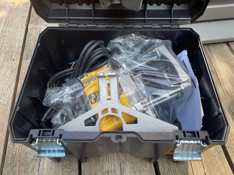 DeWalt Router DW625EKT in TSTAK Case - brand new
