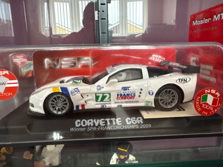 Corvette C6r slot car by NSR