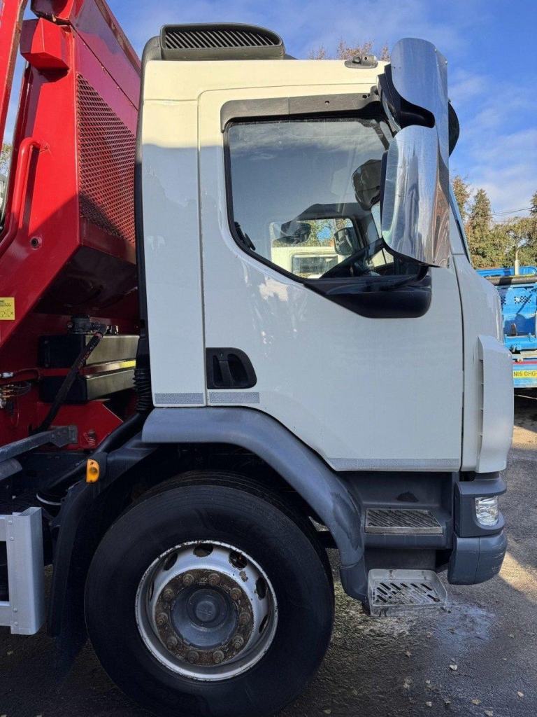 2021 DAF LF-260 SKIP LOADER