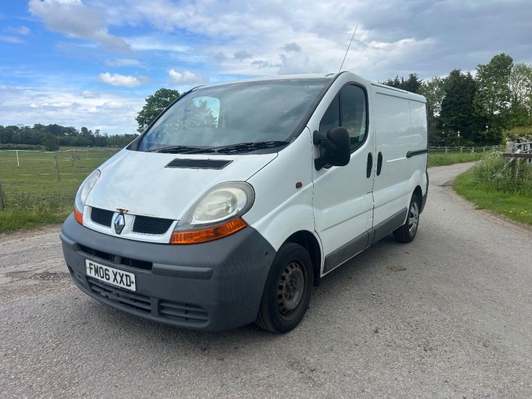 2006 Renault traffic 1.9dci not Feb 2027