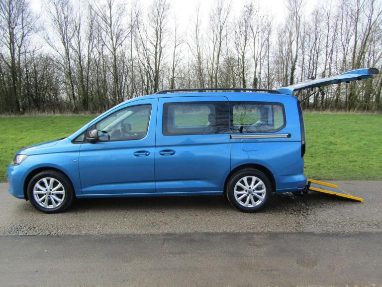 2022 Volkswagen Caddy Maxi Life C20 2.0 Tdi WHEELCHAIR ACCESSIBLE VEHICLE WAV *NEW SHAPE* MPV Die...