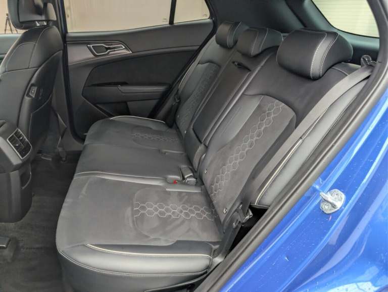 2023 Kia Sportage 1.6 h T-GDi GT-Line SUV 5dr Petrol Hybrid Auto Euro 6 (s/s) (226 bhp) LANE  EST...