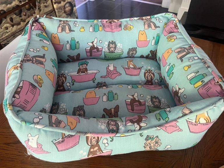 FREE - Small dog bed (used)