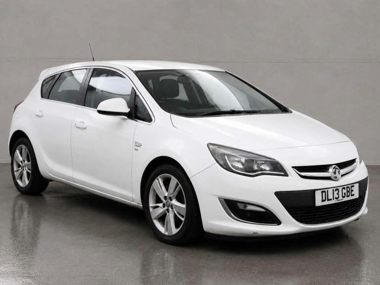 2013 Vauxhall Astra 1.6 16v SRi Auto Euro 5 5dr HATCHBACK Petrol Automatic