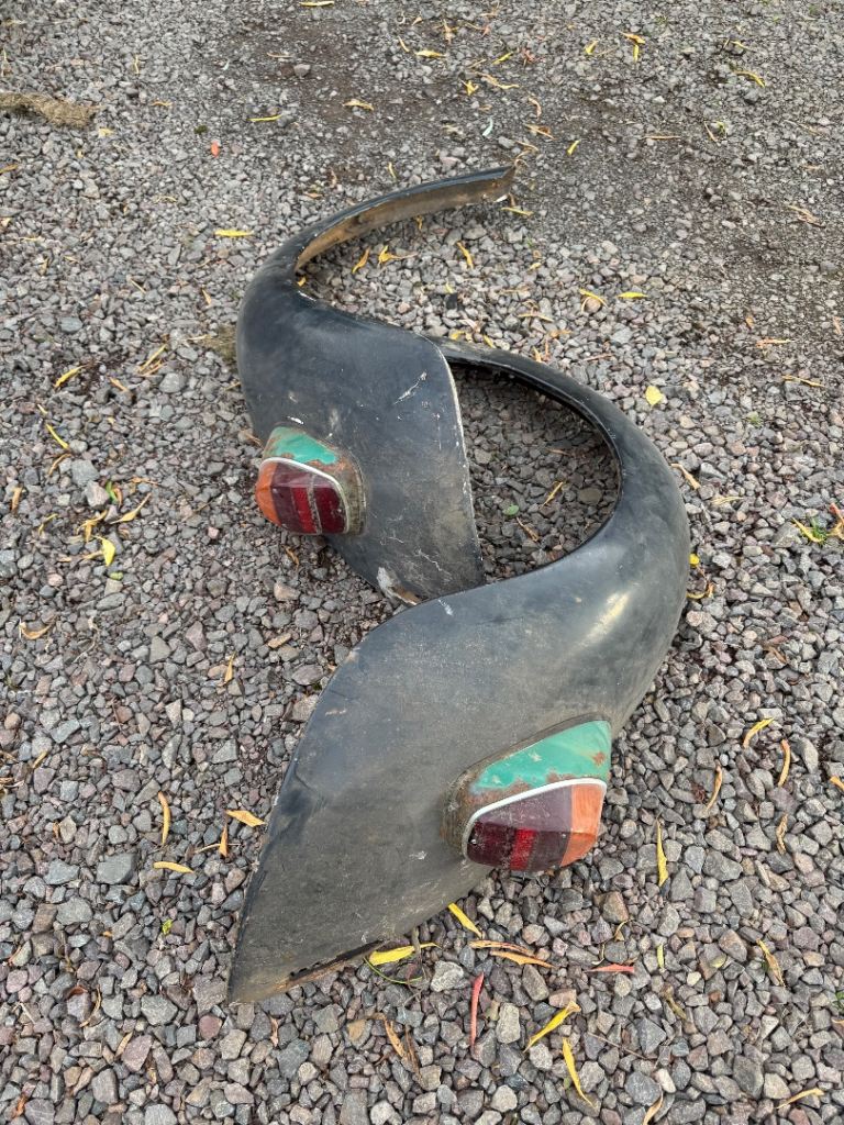 Classic VW Beetle 1300 Rear Wings Tombstone Lights