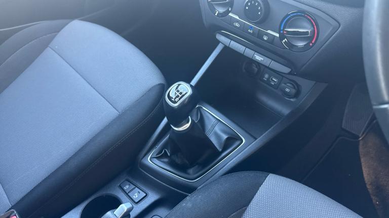 2018 Hyundai i20 1.2 MPi SE 5dr Petrol Hatchback Hatchback Petrol Manual