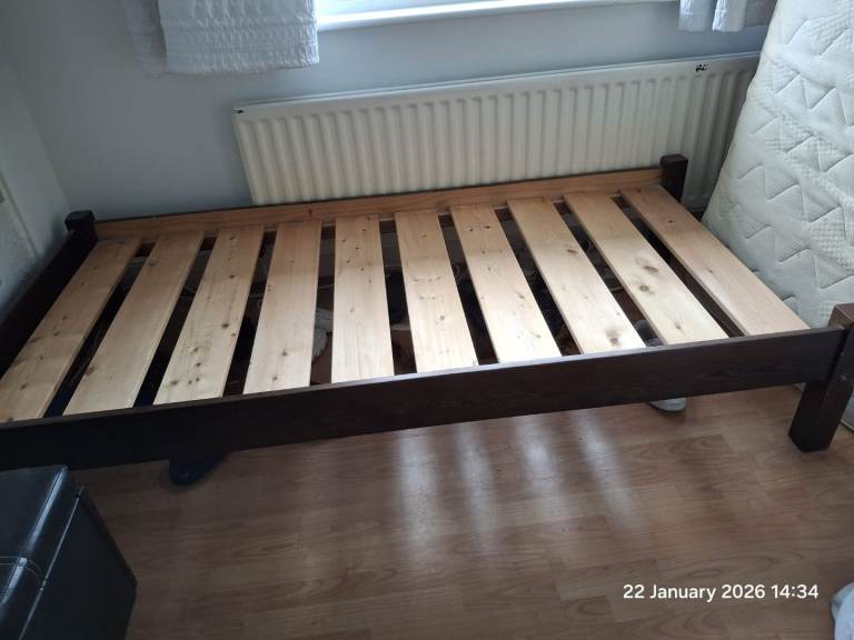 Single solid pine bed frame & memory foam mattress – very good condition
