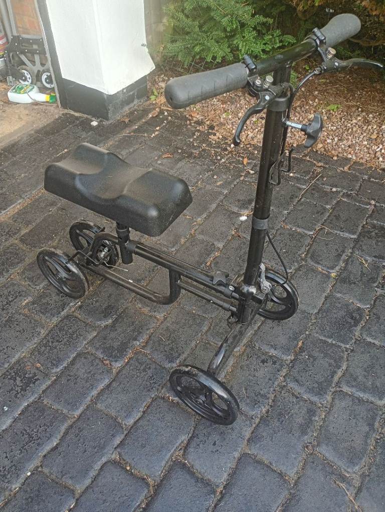 Vive knee mobility scooter 