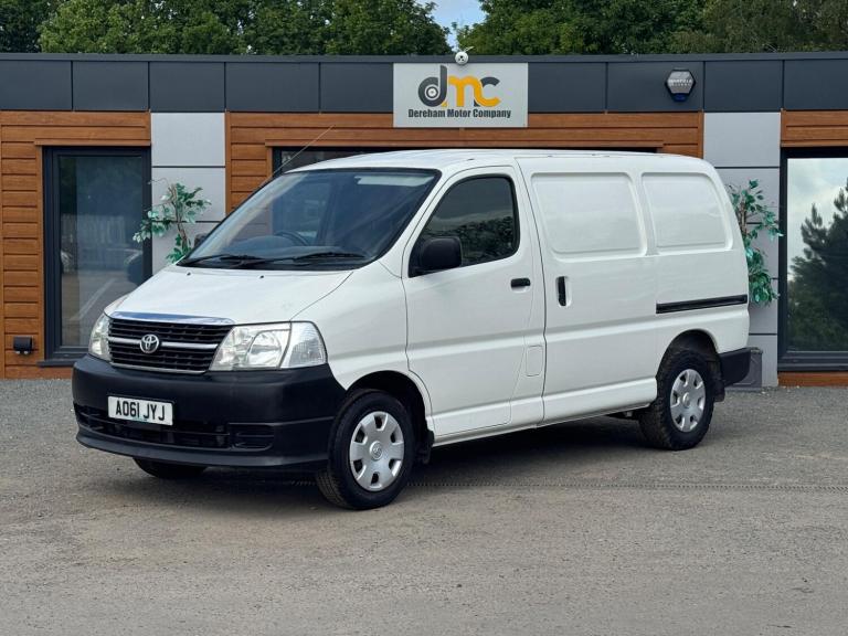 2011 Toyota HiAce 280 Van 2.5 D-4D 95hp [AC] PANEL VAN DIESEL Manual