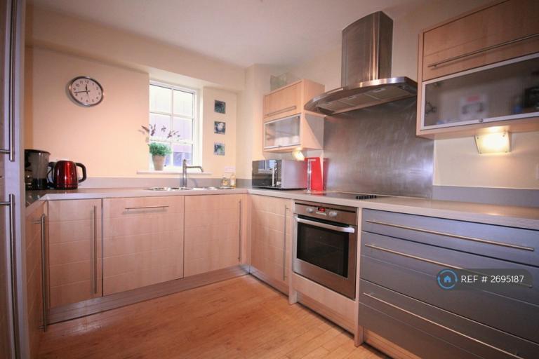 2 bedroom flat in Hoole Lane, Chester, CH2 (2 bed) (#2695187)