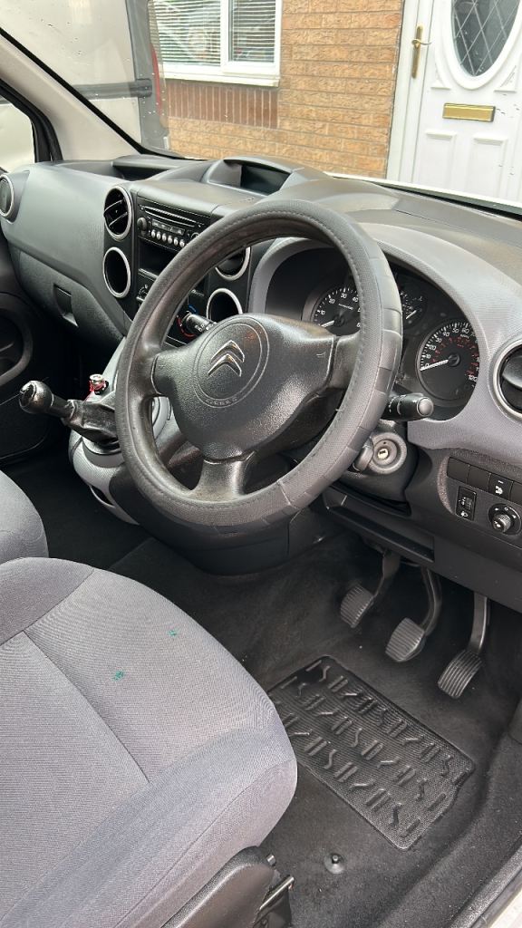 Citroen, BERLINGO, Panel Van, 2014, Manual, 1560 (cc)