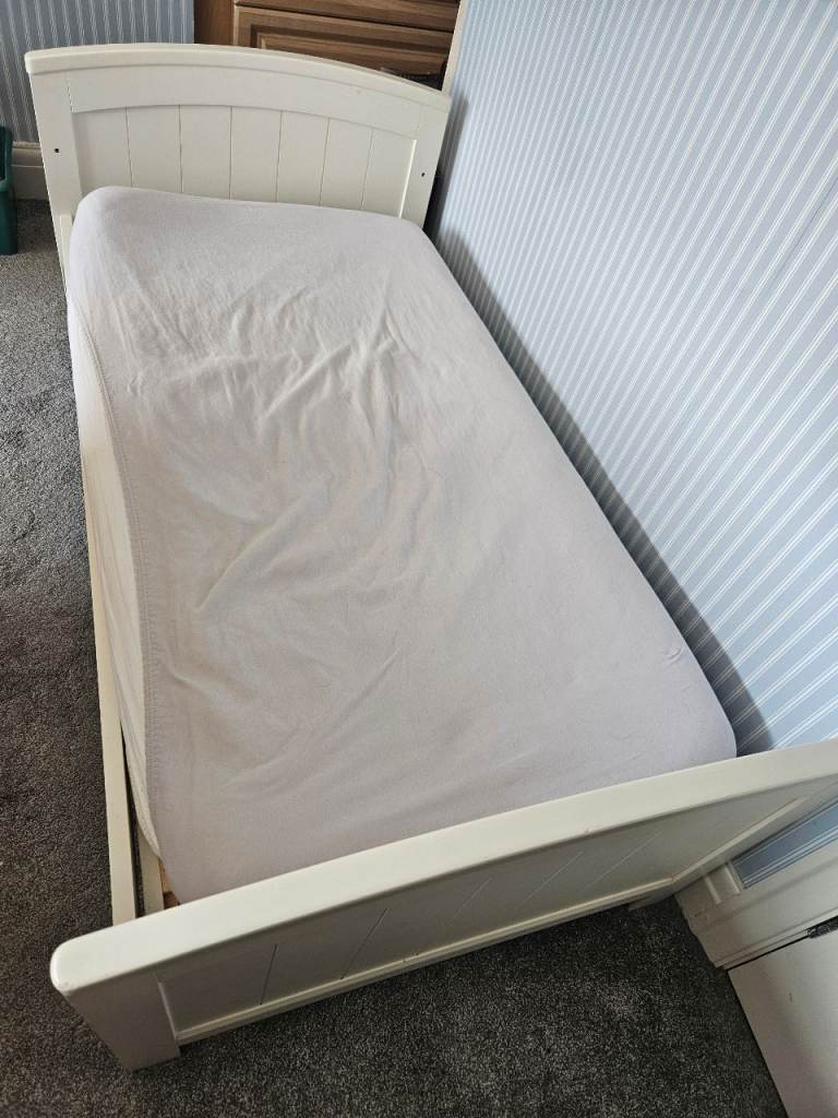 cot bed & toddlers bed 