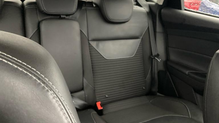 2016 Ford Focus 1.0 EcoBoost 125 Titanium X 5dr Petrol Hatchback Hatchback Petrol Manual