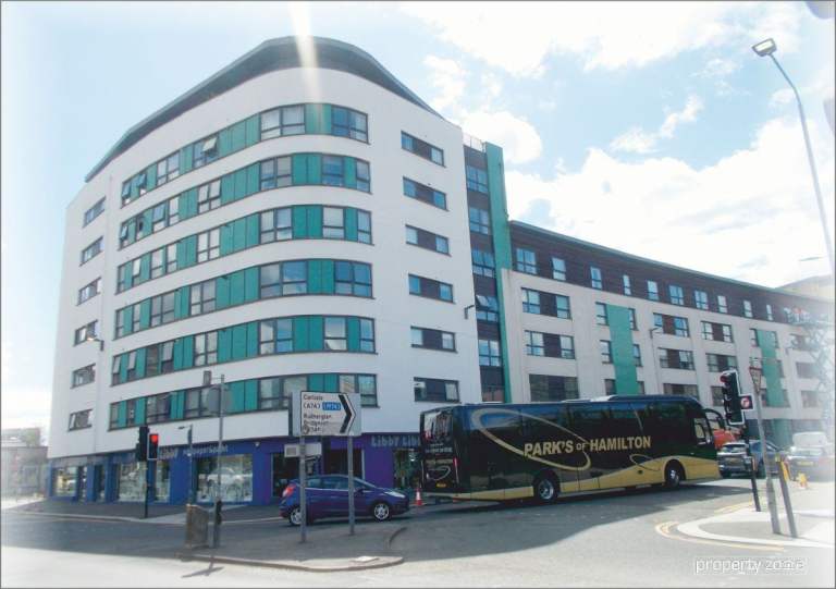 2 BEDROOM FLAT TO LET IN (Merchant City area), G1-  £1095.00 PCM