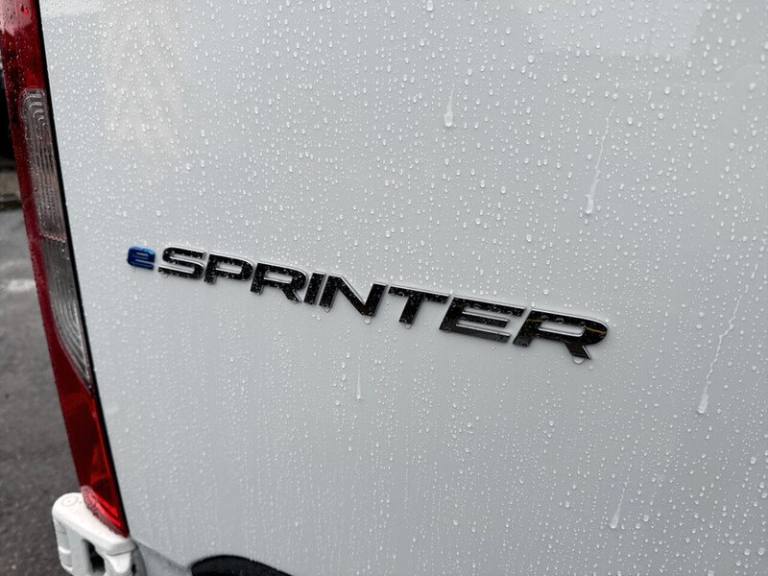 2022 Mercedes-Benz Sprinter 85kW 55kWh Progressive Van Auto [80kW Charger] PANEL VAN ELECTRIC Aut...