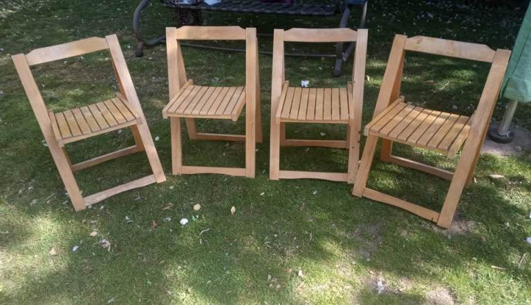 folding chairs