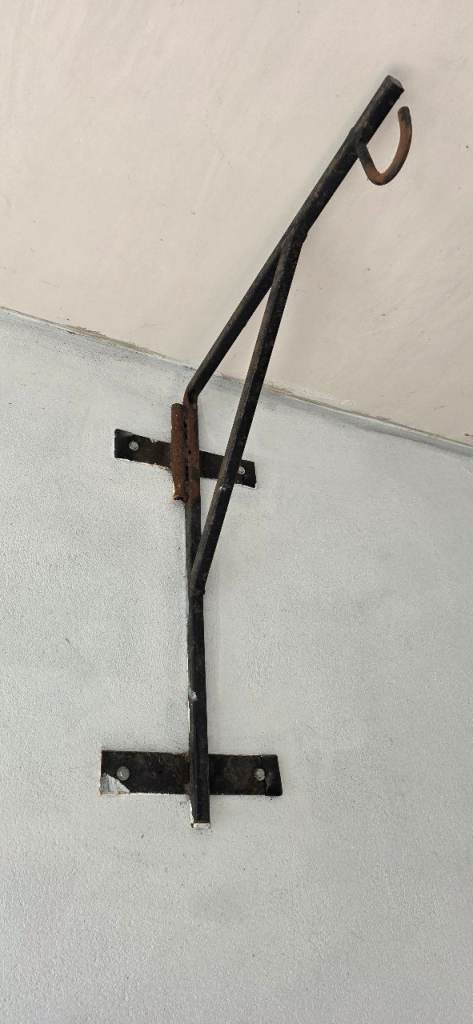 Gym equipment x2 pull up and punch bag bracket heavy duty