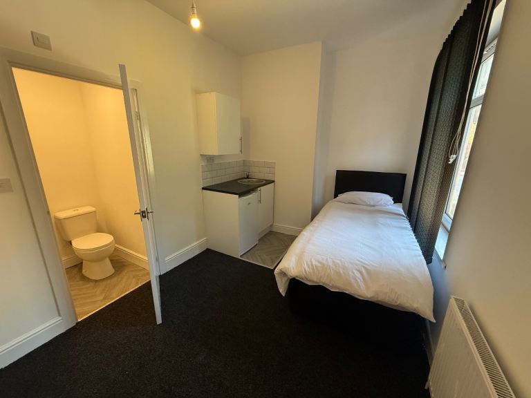 LUXURY ROOMS