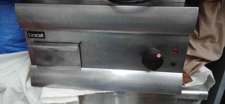 Lincat Commercial Electric Griddle - Stainless Steel