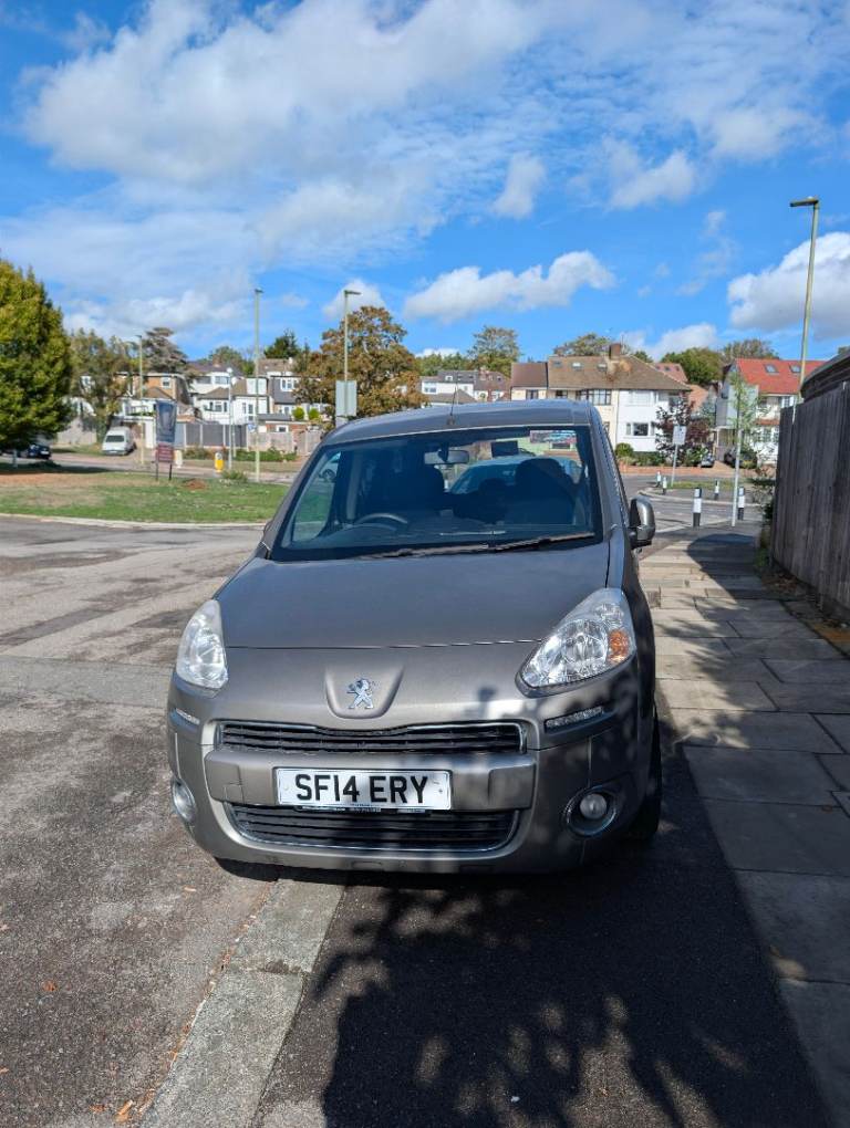 Peugeot, PARTNER TEPEE, MPV, 2014, Manual, 1598 (cc), 5 doors