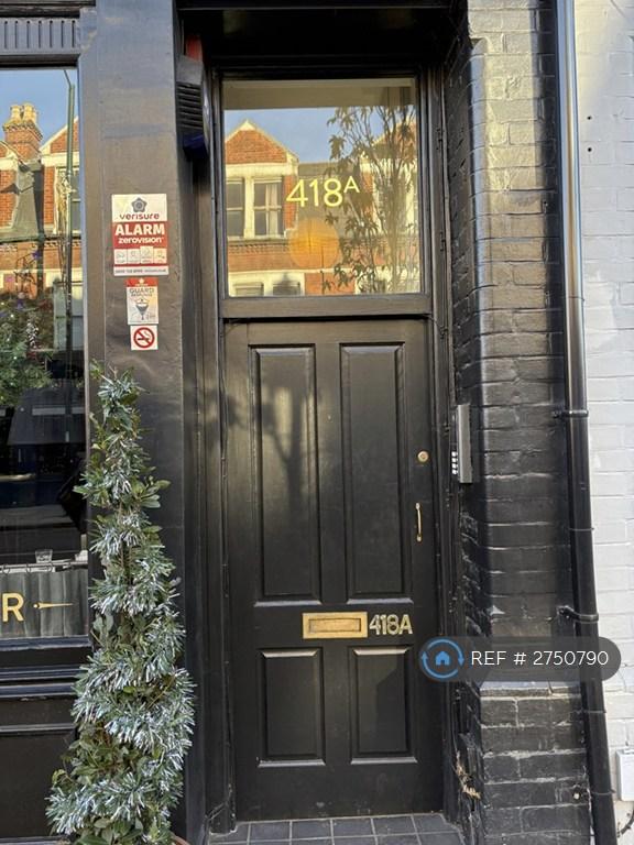 1 bedroom flat in Richmond Road, Twickenham, TW1 (1 bed) (#2750790)