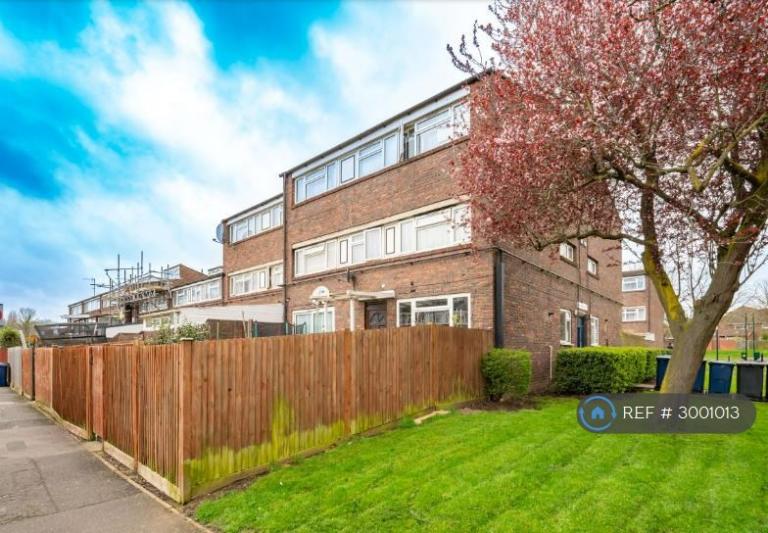 1 bedroom flat in Hotspur Road, Northolt, UB5 (1 bed) (#3001013)