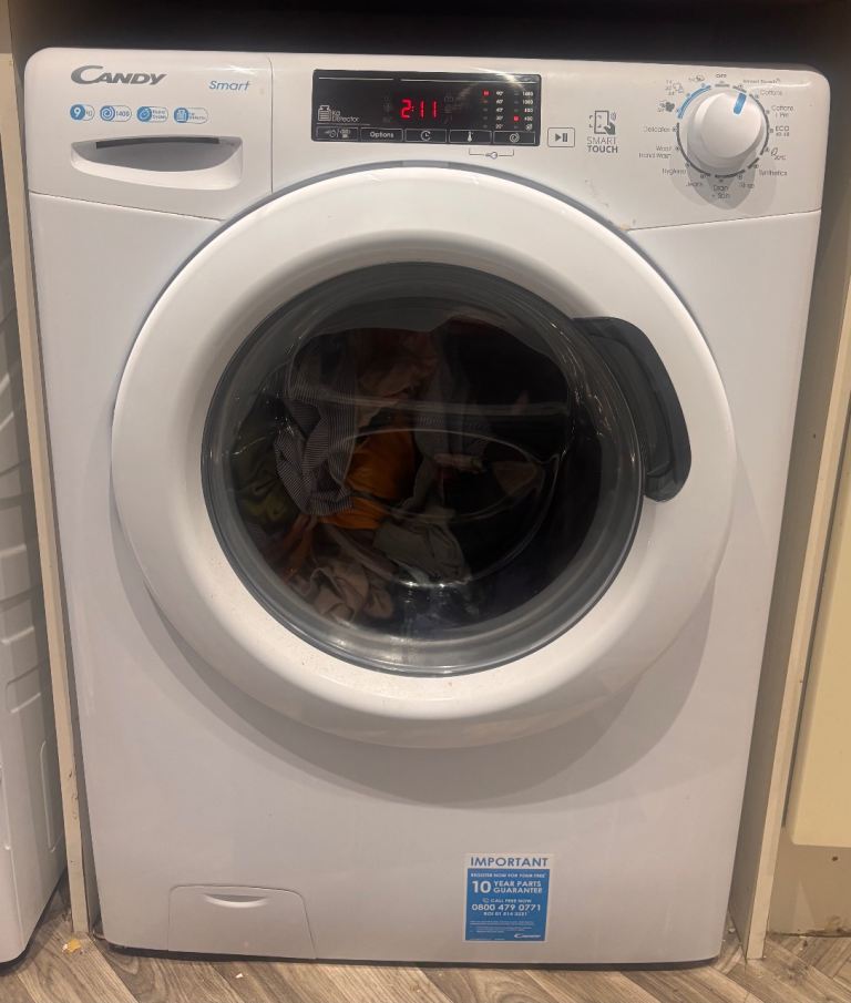 Candy Smart 9kg Washing Machine - White, Good Condition