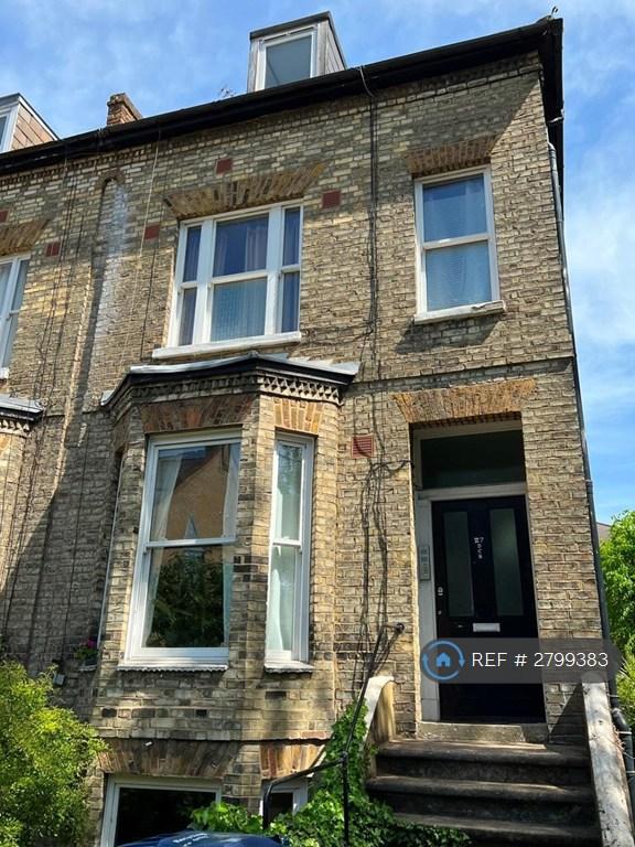 2 bedroom flat in London, London, W5 (2 bed) (#2799383)