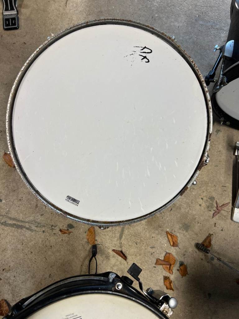 Drum Kit Performance Percussion - Plays well but tatty