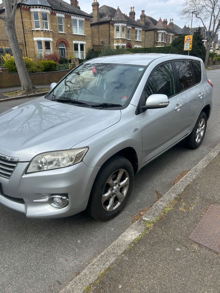 Toyota rav4 dcat 2.2 diesel ulez free 69k 
