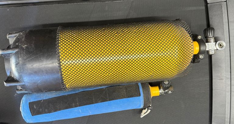Air tanks 