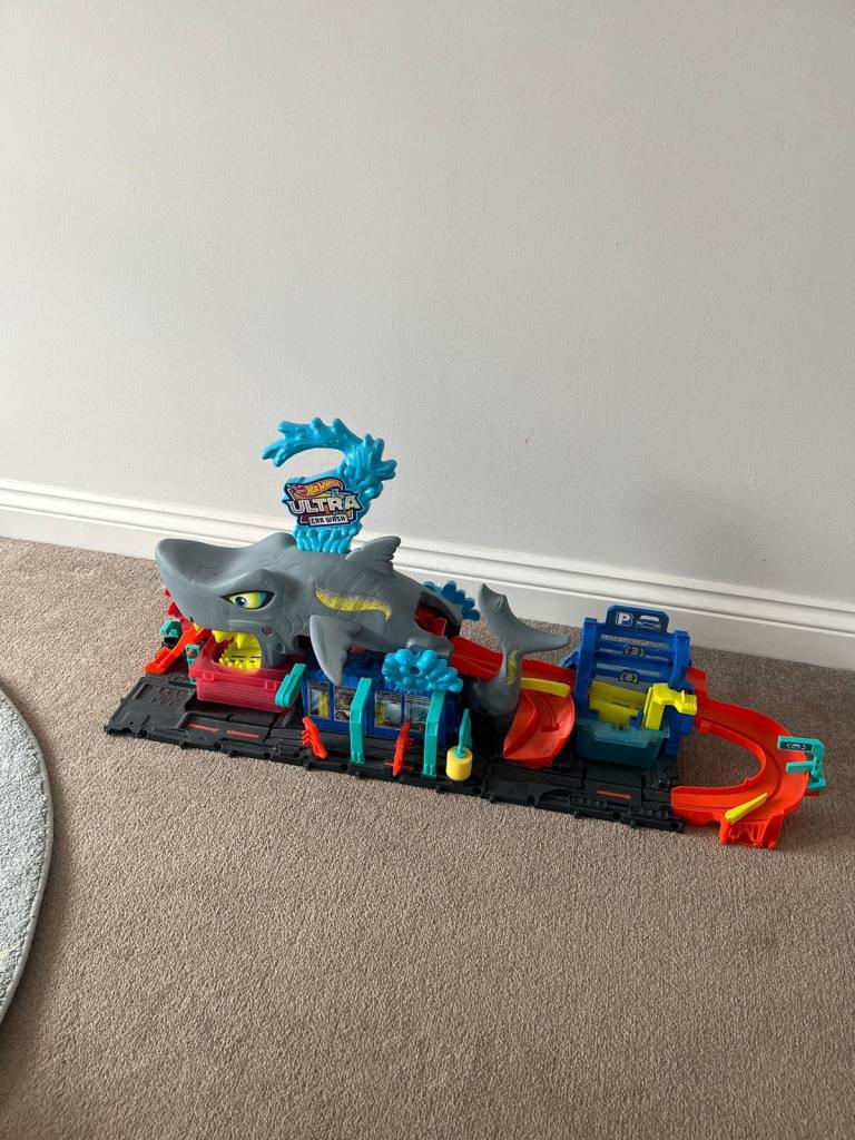 Hot Wheels Shark carwash