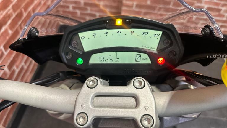 2013 Ducati Monster 1100 Evo ABS DTC ROADSTER Petrol Manual