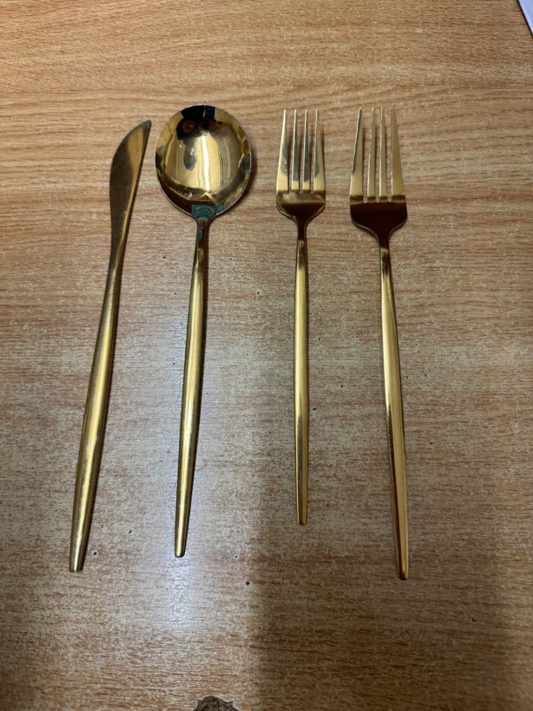 Set of cutlery 