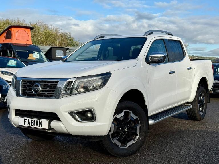 2021 Nissan Navara 2.3 dCi Tekna Auto 4WD Euro 6 **Low Miles - NO VAT**