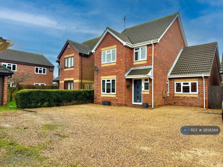 4 bedroom house in Chandlers Way, Huntingdon, PE26 (4 bed) (#2858584)