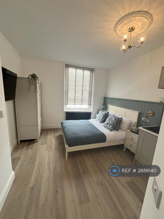 1 bedroom in Market Square, Daventry, NN11 (#2886140)