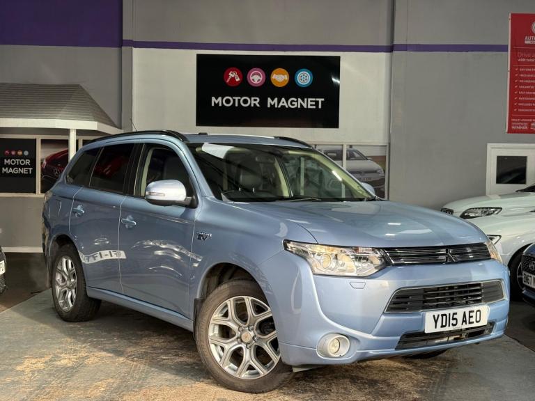 2015 Mitsubishi Outlander 2.0h 12kWh GX4h CVT 4WD Euro 5 (s/s) 5dr ESTATE Petrol/Electric Hybrid ...