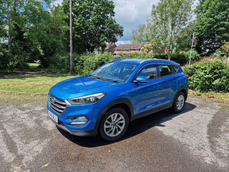 Hyundai tucson 