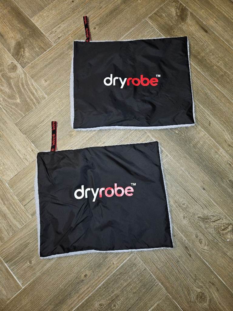 Dryrobe Accessories Bundle – 2x Car Seat Covers + 2x Cushion Covers