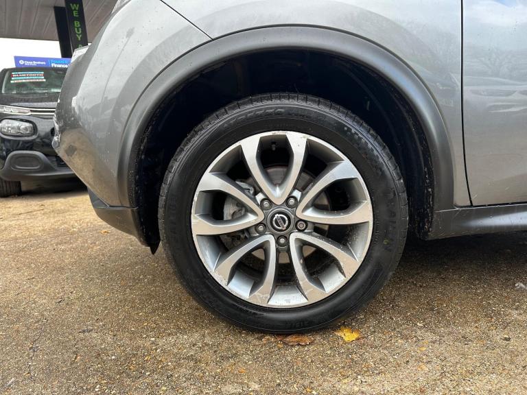 2019 Nissan Juke 1.6 Tekna XTRON Euro 6 5dr HATCHBACK Petrol Automatic