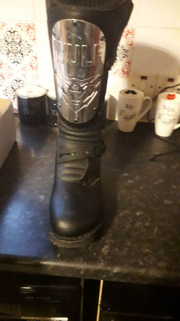 Motorcycle boots 